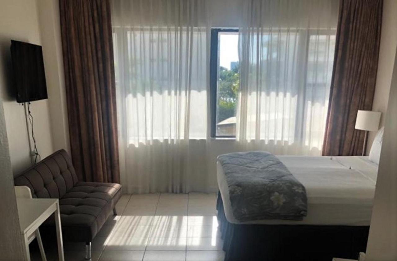 Beachfront Studios Casablanca Rentals Miami Beach Eksteriør bilde